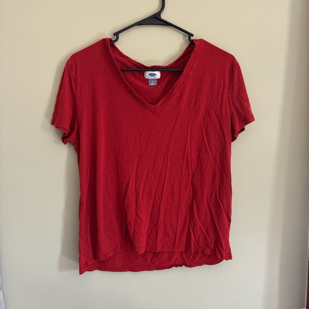 Old Navy Red V-Neck Short Sleeve Tee